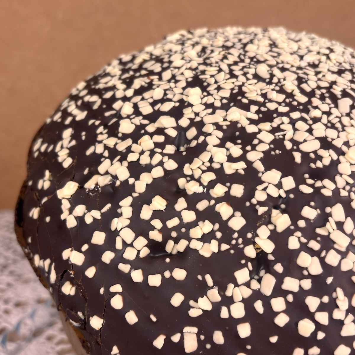 Panettone Pistacchio e Cioccolato da 1 kg con ripieno di crema al pistacchio e copertura di cioccolato, Sapori della Rocca